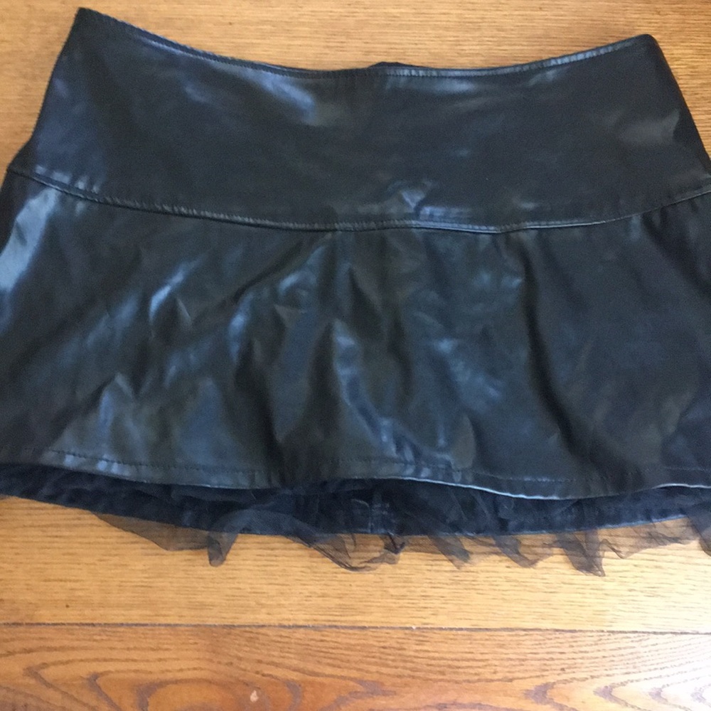 Tripp NYC black mini skirt size M